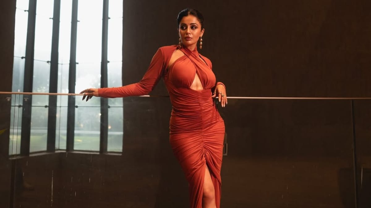 Neha Pendse Hot Photos Neha Pendse Hot Photos