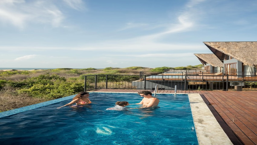 श्रियाने मुलीसोबतही शेअर केले फोटो श्रियाने मुलीसोबतही शेअर केले फोटो