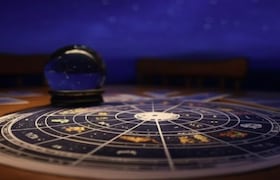 अर्धकेंद्र योगाने 'या' राशीतील लोकांना आर्थिक लाभ मिळून यश संपादन होईल, काय सांगतं राशीभविष्य?  astrology