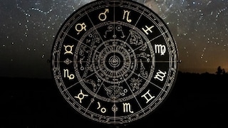 Astrology : सूर्य आणि मंगळ ग्रहाची युती, मे महिन्याच्या 'या' तारखेपासून काही राशींचं नशीब पालटेल Astrology : सूर्य आणि मंगळ ग्रहाची युती, मे महिन्याच्या 'या' तारखेपासून काही राशींचं नशीब पालटेल