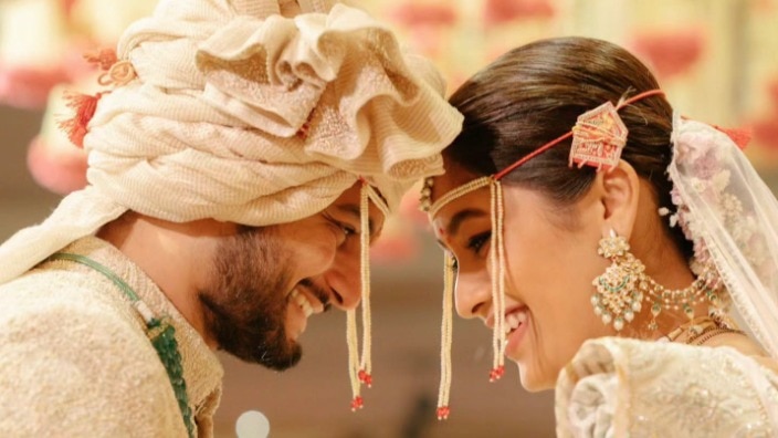 रेवतीच्या विवाहाचे 'हे' खास फोटो पाहिलेत का? 