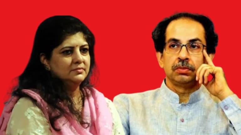 Thackeray vs Thackeray: शर्मिला ठाकरेंचा उद्धव ठाकरेंवर हल्ला, 'कोरोना काळात बंगल्यात...' Sharmila_Thackeray_criticized_Uddhav_Thackeray