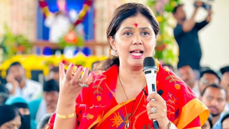 Pankaja Munde: बीड लोकसभा निवडणुकीबाबत पंकजा मुंडे असं का म्हणाल्या? पंकजा मुंडे बीडमधून निवडणूक लढवणार?