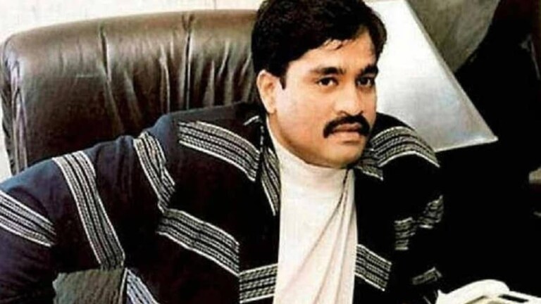 Dawood Ibrahim च्या मुंबईतील नातेवाईकाची भरलग्नात गोळ्या झाडून हत्या dawood ibrahim relative shot dead uttar pradesh jalalabad shahajahapur nihal mumbai