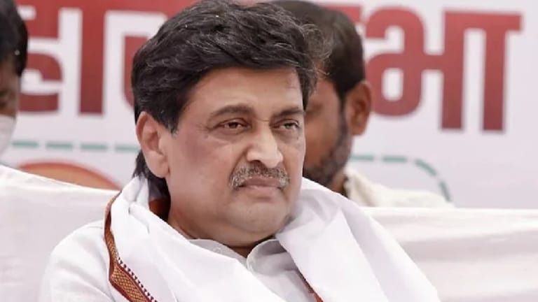 Ajit Gopchade : 'अशोक चव्हाण अजगरा एवढे मोठे होतील?', भाजप खासदाराच्या विधानाने चर्चांना उधाण ajit gopchade big statement on ashok chavan bjp mp maharashtra politics