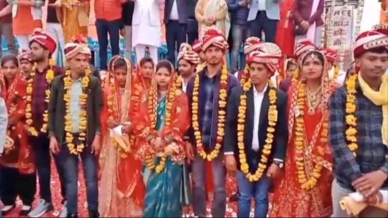 नवरदेव पोहोचलाच नाही, नवरीचं भाऊजींशी लग्न! काय आहे अजब लग्नाची गजब गोष्ट? Mumbai Tak