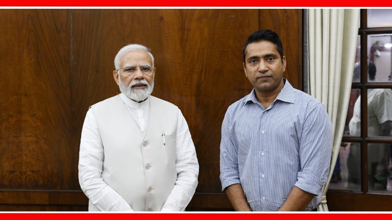 Rahul Kaswan : भाजपला बसणार आणखी एक धक्का! विद्यमान खासदार काँग्रेसमध्ये करणार प्रवेश! भाजप खासदार राहुल कासवान सोमवारी दिल्लीत काँग्रेसमध्ये प्रवेश करणार असल्याची माहिती.