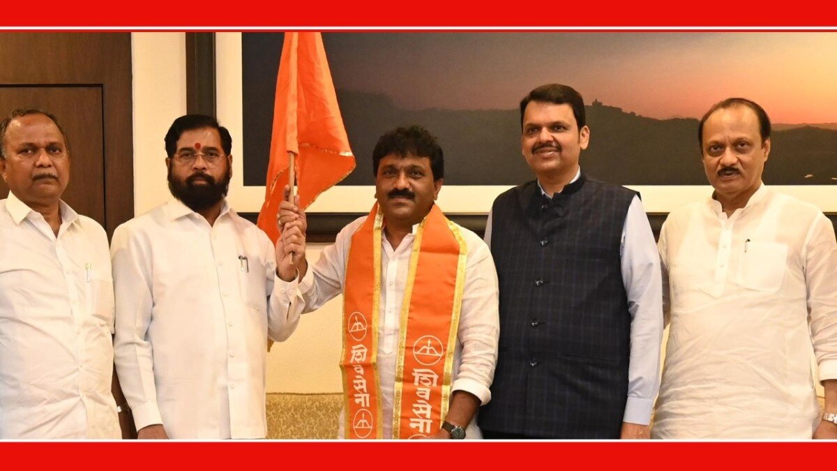 काँग्रेसचे विद्यमान आमदार राजू पारवे यांनी काँग्रेसच्या प्राथमिक सदस्यत्वाचा राजीनामा दिला आहे.