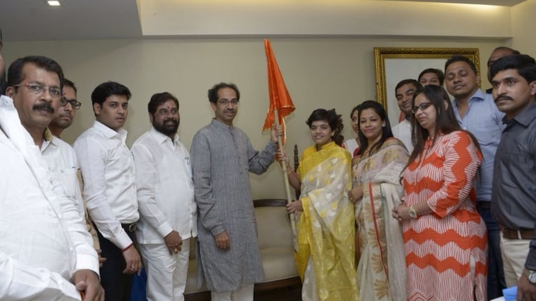 Lok Sabha Election 2024: ठाकरेंना कल्याणमध्ये 'ही' चूक महागात पडणार का? 2016 साली एकनाथ शिंदेंच्या नेतृत्वातच वैशाली दरेकरांनी शिवसेनेत प्रवेश केलेला (फाइल फोटो, सौजन्य: @Twitter)