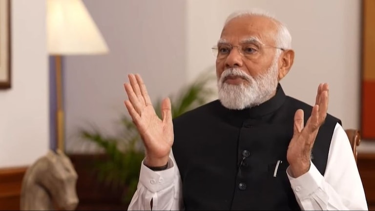 Opinion Poll: भाजपला ओपिनियन पोलमध्ये 'या' राज्यात शून्य जागा, पण PM मोदी म्हणतात... भाजपला ओपिनियन पोलमध्ये 'या' राज्यात शून्य जागा