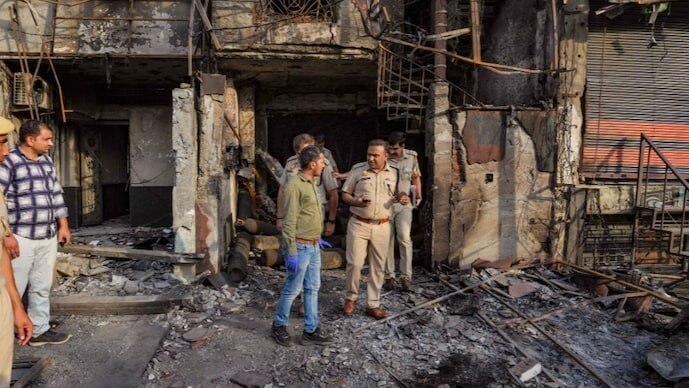 Hospital fire: 'या' 8 गोष्टींमुळे 7 चिमुकल्यांनी गमवला हकनाक जीव.. 