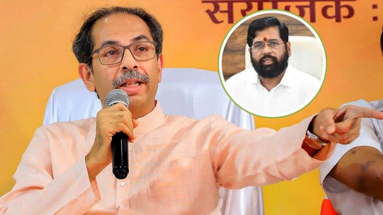 Nashik Lok Sabha Election 2024 Result : ठाकरेंनी 'ही' जागा शिंदेंकडून हिसकावली ठाकरेंचे उमेदवार राजाभाऊ वाजे यांचा विजय जवळपास निश्चित मानला जात आहे.