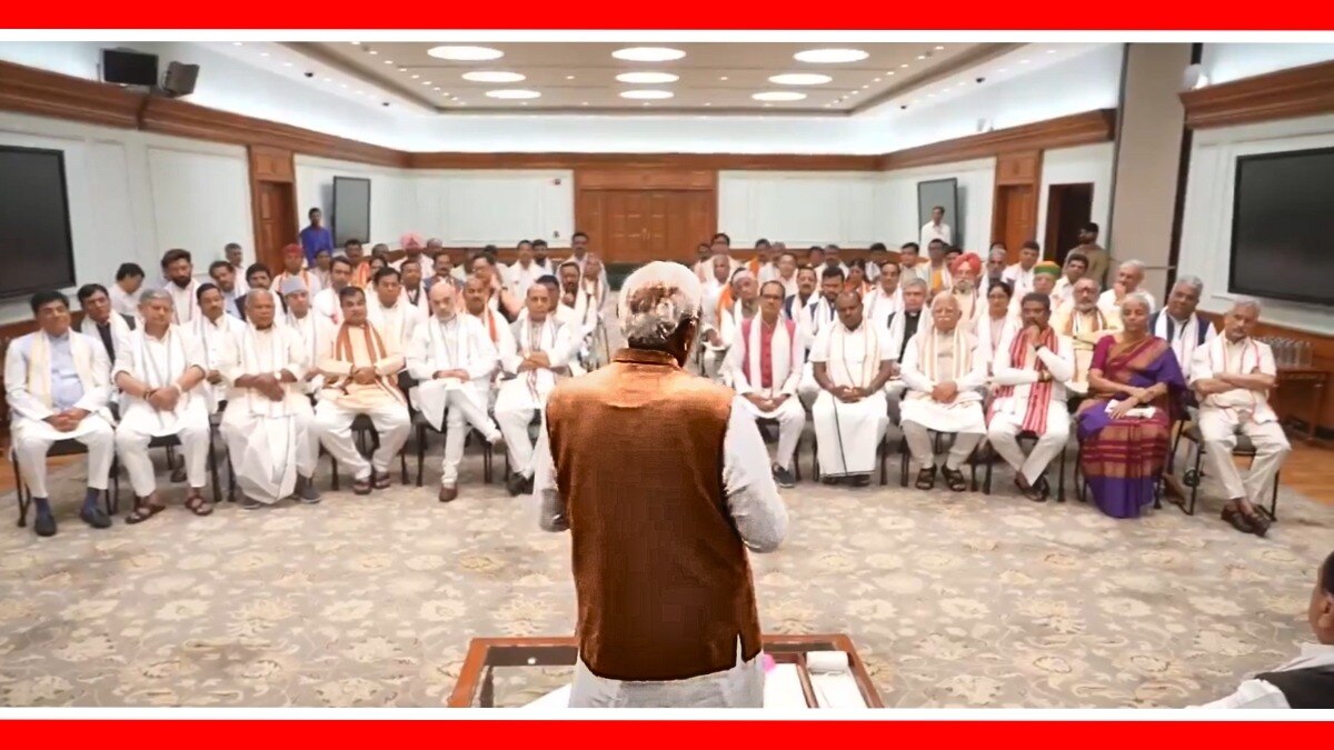 नरेंद्र मोदी यांच्या मंत्रिमंडळात ११ राज्यसभा सदस्यांना संधी.