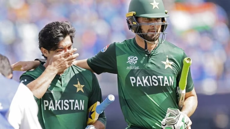 T20 World Cup: पाकिस्तानचा झाला करेक्ट कार्यक्रम! अमेरिकेची सुपर-8 मध्ये एन्ट्री Mumbai Tak