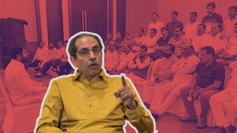 Uddhav Thackeray : शिंदे गटातील आमदारांना पक्षात घेणार का? ठाकरे स्पष्टच बोलले वाय. बी. चव्हाण सेंटरमध्ये आज महाविकास आघाडीची बैठक पार पडली.