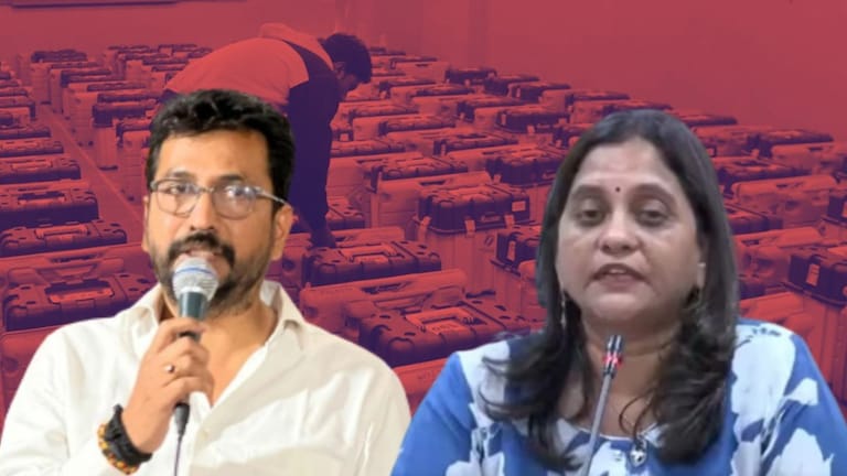 Ravindra Waiker : कीर्तिकरांनी 'ती' 2 मिनिटे घालवली अन् मुंबई उत्तर पश्चिम लोकसभेचा निकाल बदलला? वंदना सुर्यवंशी यांनी ईव्हीएम अनलॉक करण्यात ओटीपीची आवश्यकता लागत नसल्याचे स्पष्टीकरण दिले.