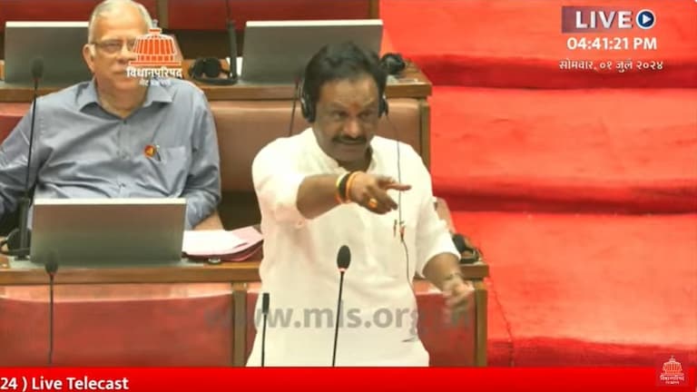 Vidhanparishad: 'भ@&# माझ्याकडे हात...', अंबादास दानवेंची भाजप आमदार प्रसाद लाडांना भर सभागृहात शिवीगाळ अंबादास दानवेंची भाजप आमदार प्रसाद लाडांना भर सभागृहात शिवीगाळ