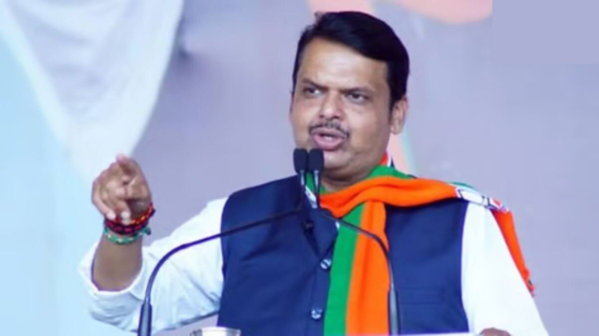 देवेंद्र फडणवीस यांनी यावेळी विरोधकांनाही टोला लगावला.