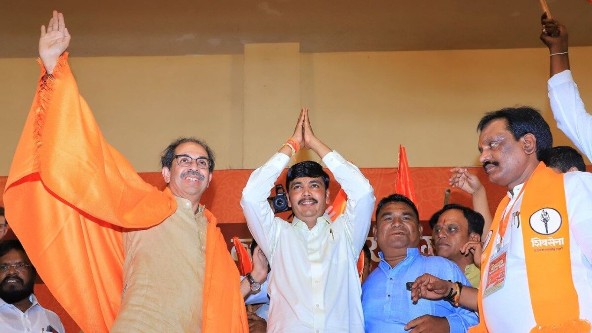 भाजप नेते राजू शिंदेंनी (Raju Shinde) आज ठाकरे गटात प्रवेश केला.