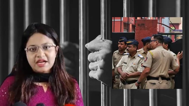 Pooja Khedkar: 'चोराला सोडा...' IAS पूजा खेडकरांनी केलेला थेट DCP ला कॉल, नवा कारनामा आला समोर पूजा खेडकर (Pooja Khedkar) यांचा आता एक नवीन कारनामा समोर आला आहे.