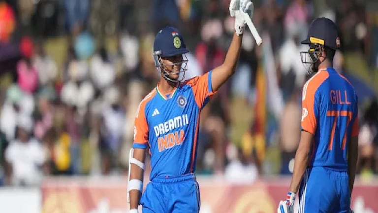 Ind vs Zim : एका बॉलवर 12 धावा, यशस्वी जयस्वालने रचला इतिहास! यशस्वी जयस्वालने अवघ्या 12 धावा काढून हा रेकॉर्ड केला आहे.