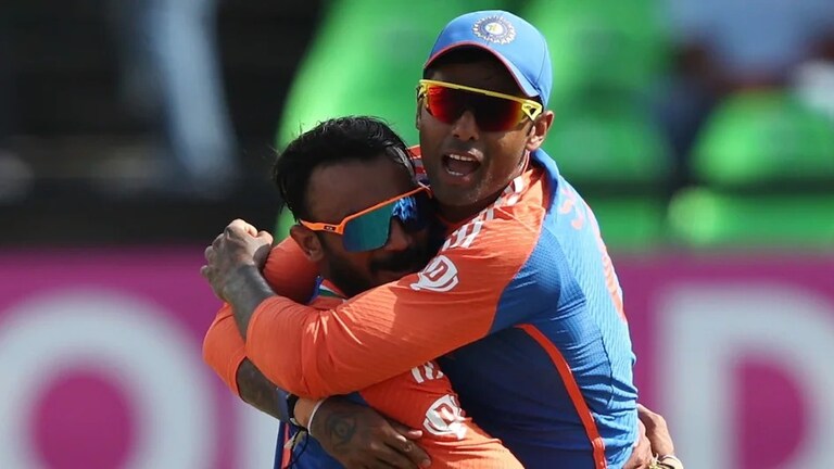 IND vs SL: भारत-श्रीलंका T20 मालिकेपूर्वी सूर्यकुमार यादवचा 'हा' Video लीक! Mumbai Tak
