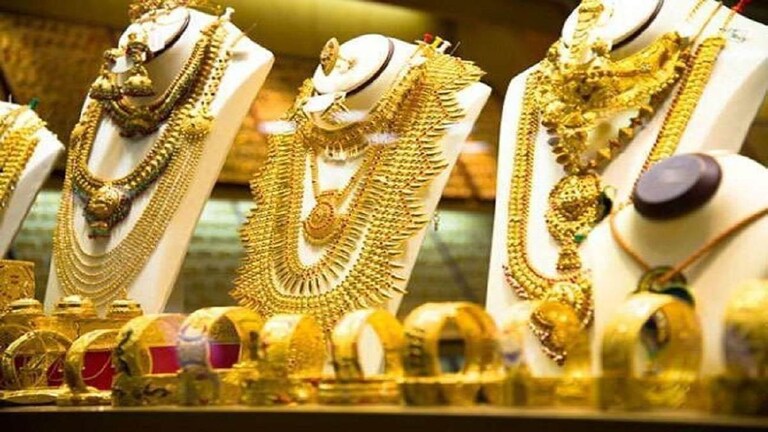 Gold Prices Today in Mumbai : सोन्याच्या दरात पुन्हा वाढ! खरेदीपूर्वी 1 तोळ्याचा भाव जाणून घ्या... Mumbai Tak