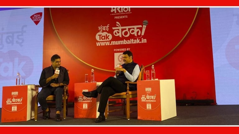 Devendra Fadnavis Mumbaitak Baithak 2024 : भाजप विधानसभेच्या किती जागा लढणार? देवेंद्र फडणवीस यांनी मुंबई  Tak बैठकीत मोठं विधान केले आहे.