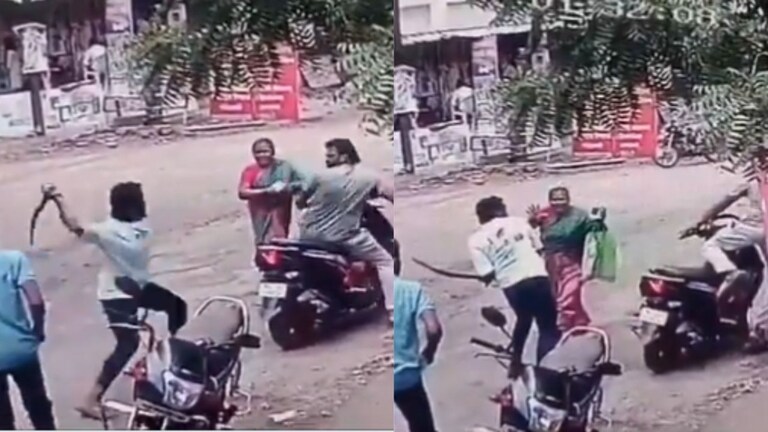 Video : दुचाकीवरून आले, आईसमोरच मुलावर तलवारीने सपासप वार..., कोल्हापुरात काय घडलं? कोल्हापूर जिल्ह्यातील जयसिंगपूरमधील शाहूनगर परिसरात ही घटना घडली आहे.