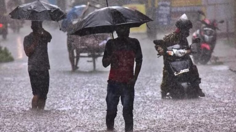 Maharashtra Weather: सोसाट्याचा वारा, विजांचा कडकडाट; राज्यातील 'या' भागांमध्ये आज मुसळधार! Mumbai Tak