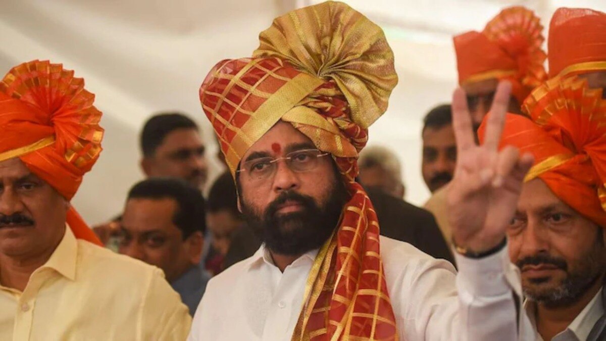 इंडिया टुडे सी व्होटरने देशातील सर्वांत लोकप्रिय मुख्यमंत्री कोण? असा एक सर्व्हे केला आहे.