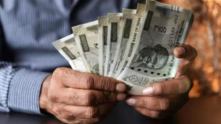 UPS Calculation: ६०,७०,८० हजार बेसिक सॅलरी मिळतेय? तर किती मिळणार पेन्शन? UPS चं गणित समजून घ्या UPS Latest News