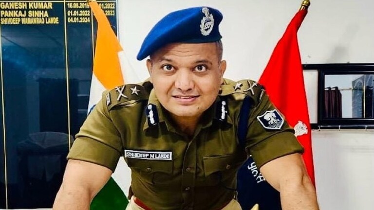 Shivdeep Lande : 'माझं नाव कुणाशीही जोडू नका', राजीनाम्यानंतर अखेर IPS शिवदीप लांडेंनी सगळं क्लिअर केलं! माझी कोणत्याही राजकीय पक्षाशी चर्चा सुरू नाही