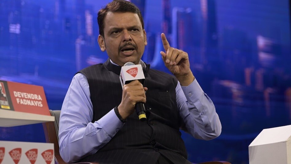 फडणवीसांच्या 'या' विधानाचा नेमका काय अर्थ?