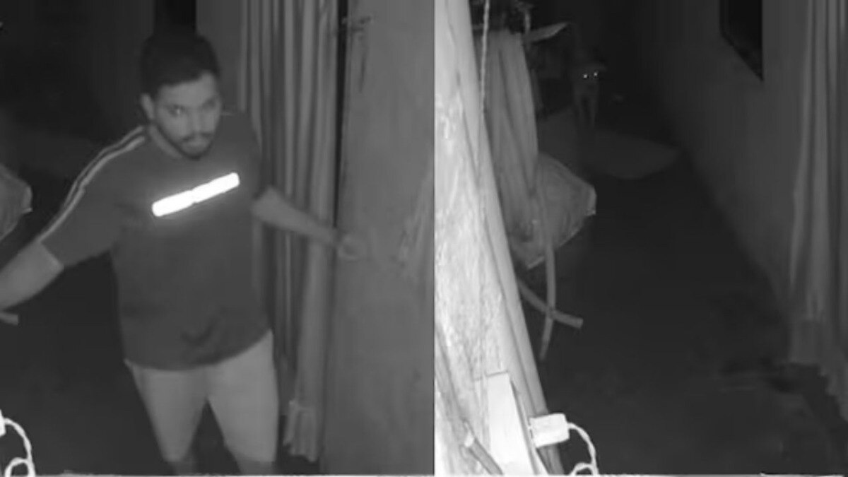 आरोपी मुलींचा सतत पाठलाग करायचा. 