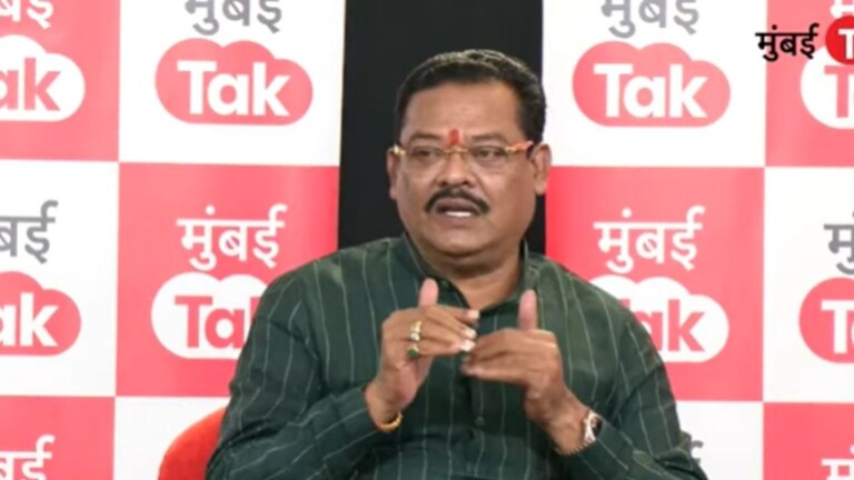 Dharmveer 2 मधला लेखकाचा सीन अन् वर्षावरचा घटनाक्रम, शिरसाटांनी मुंबई Tak चावडीवर सांगितला संपूर्ण प्रसंग मुंबई तकच्या चावडीवर आज शिंदे गटाचे नेते संजय शिरसाट उपस्थित होते.