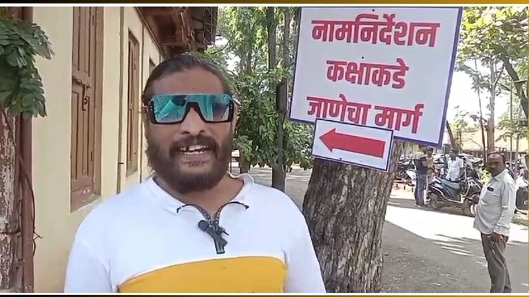 Maharashtra Election: "चहावाले नरेंद्र मोदी, देवेंद्र फडणवीस मतांची भीख..."; अर्ज दाखल करताच अभिजीत बिचुकले कडाडले Abhijeet Bichukale On Satara Vidhansabha Election