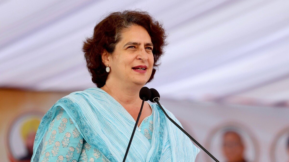 'मोदींनी बाळासाहेब ठाकरेंच्या मुलाच्याच पाठीत खंजीर खुपसला'