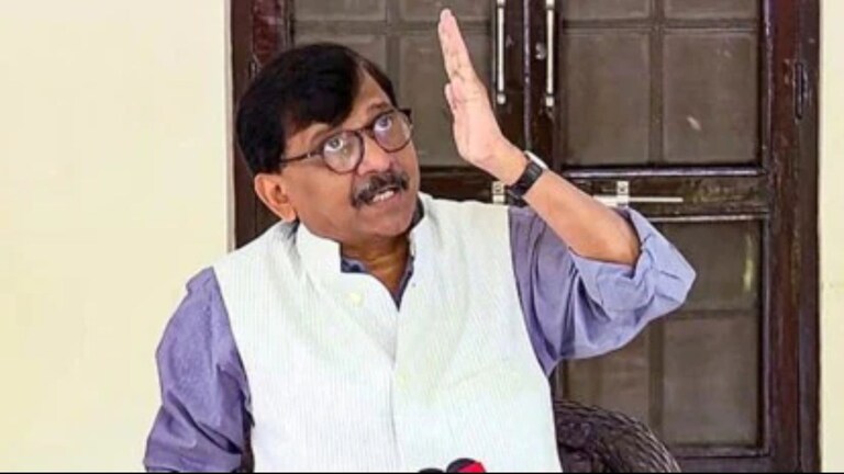 Sanjay Raut : ...म्हणून शिंदेंना गृहमंत्रिपद हवं, संजय राऊतांनी व्यक्त केली मोठी शंका Mumbai Tak