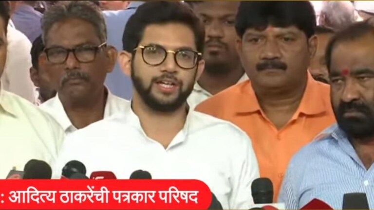 Aditya Thackeray: आदित्य ठाकरेंनी CM फडणवीसांकडे केली मोठी मागणी, 'त्या' पत्रात नेमकं काय म्हटलंय? Aditya Thackeray Latest News