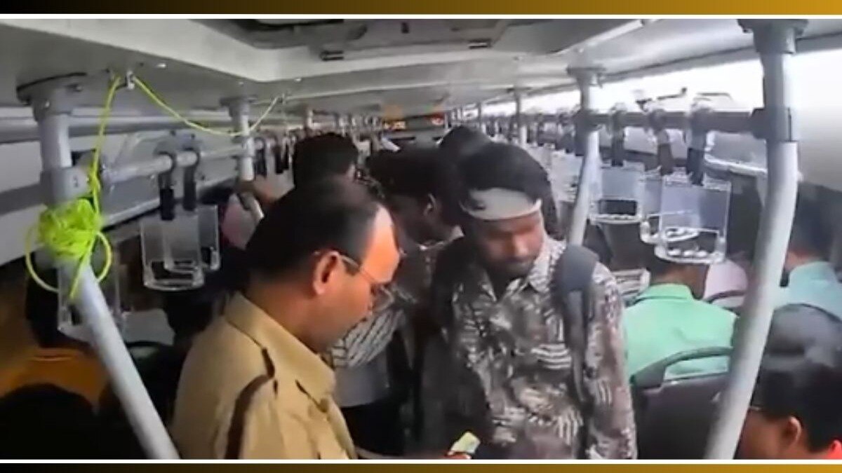 Kurla Bus CCTV Footage Viral Video 