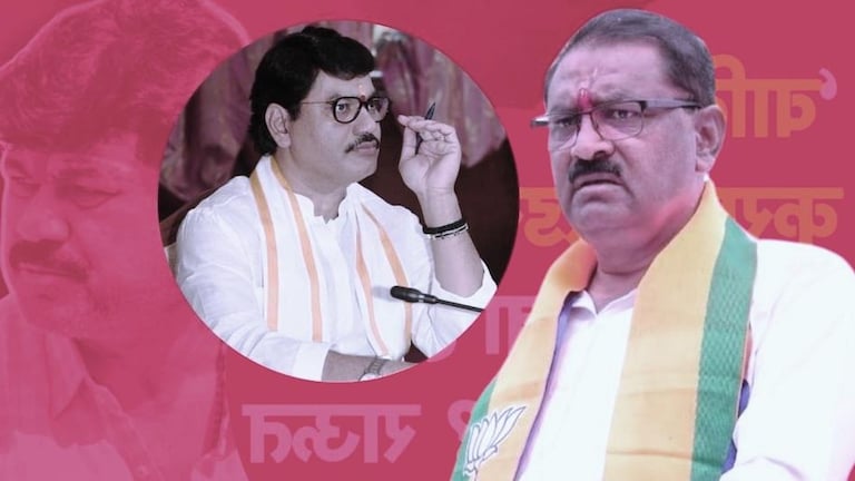 'धनंजय मुंडेंनी 3 कोटींची खंडणी मागितली', सुरेश धसांनी उडवून दिली खळबळ 'धनंजय मुंडेंनी 3 कोटींची खंडणी मागितली'