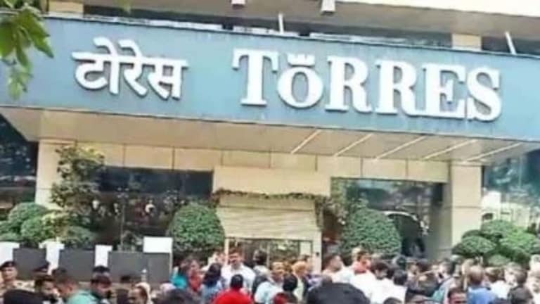 Torres Scam News : आठवभरातच मिळणार होतं 11 टक्के व्याज, कार्यालय बंद, फोन बंद, मालक फरार? काय आहे 'टोरेस'ची भानगड? Mumbai Tak