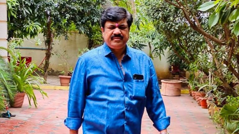 Walmik Karad: 'माझ्या छातीत दुखतंय...', मकोका लागताच वाल्मिक कराडच्या छातीत आली कळ मकोका लागताच वाल्मिक कराडच्या छातीत आली कळ (फाइल फोटो)