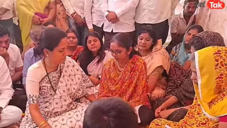 Santosh Deshmukh Case : "रात्री कुणी झोपत नाही, जेवण वेळेवर नाही, सावरणं खूप अवघड आहे ताई..." Mumbai Tak