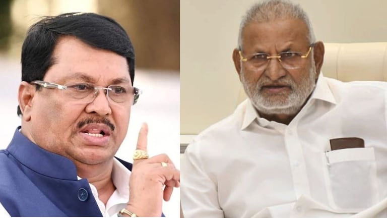 Manikrao Kokate यांची आमदारकी रद्द कधी करणार? 'त्या' प्रकरणाचा उल्लेख, विधानसभा अध्यक्षांना सवाल Mumbai Tak