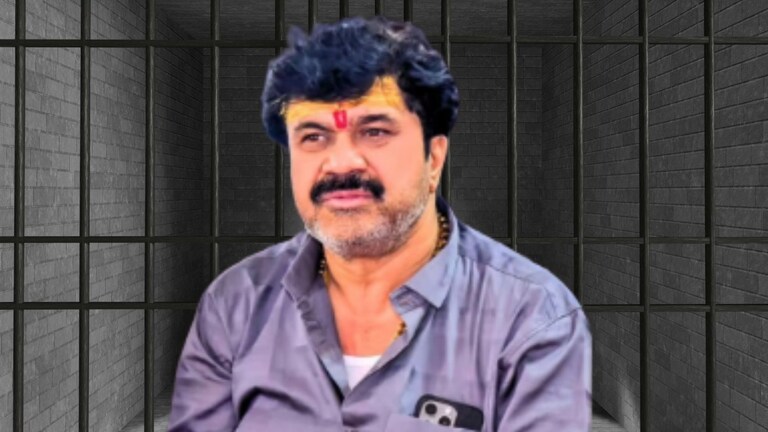 Santosh Deshmukh Murder: वाल्मिक कराडचा हत्येत सहभाग, चार्जशीटमध्ये खळबळजनक आरोप Mumbai Tak