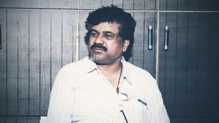 Walmik Karad हाच संतोष देशमुख हत्या प्रकरणातला मास्टर माईंड, CID चं आरोपपत्र Mumbai Tak