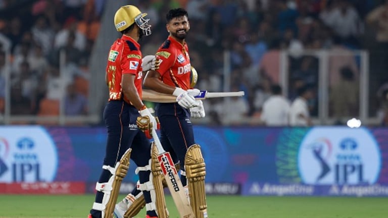 PBKS vs GT: श्रेयस अय्यरला शतकापासून रोखलं पण पठ्ठ्याने पंजाबला जिंकवलं, कोण आहे शशांक सिंग? Mumbai Tak