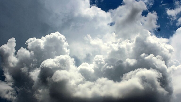 Maharashtra Weather 31st March : राज्यात पावसाची शक्यता, हवामान विभागाकडून 'या' जिल्ह्यांना यलो अलर्ट Mumbai Tak